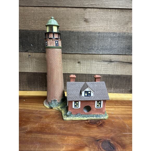 Harborside Village Lighted Lighthouse Limited Ed 2001 Prince De Leon - Picture 3 of 5